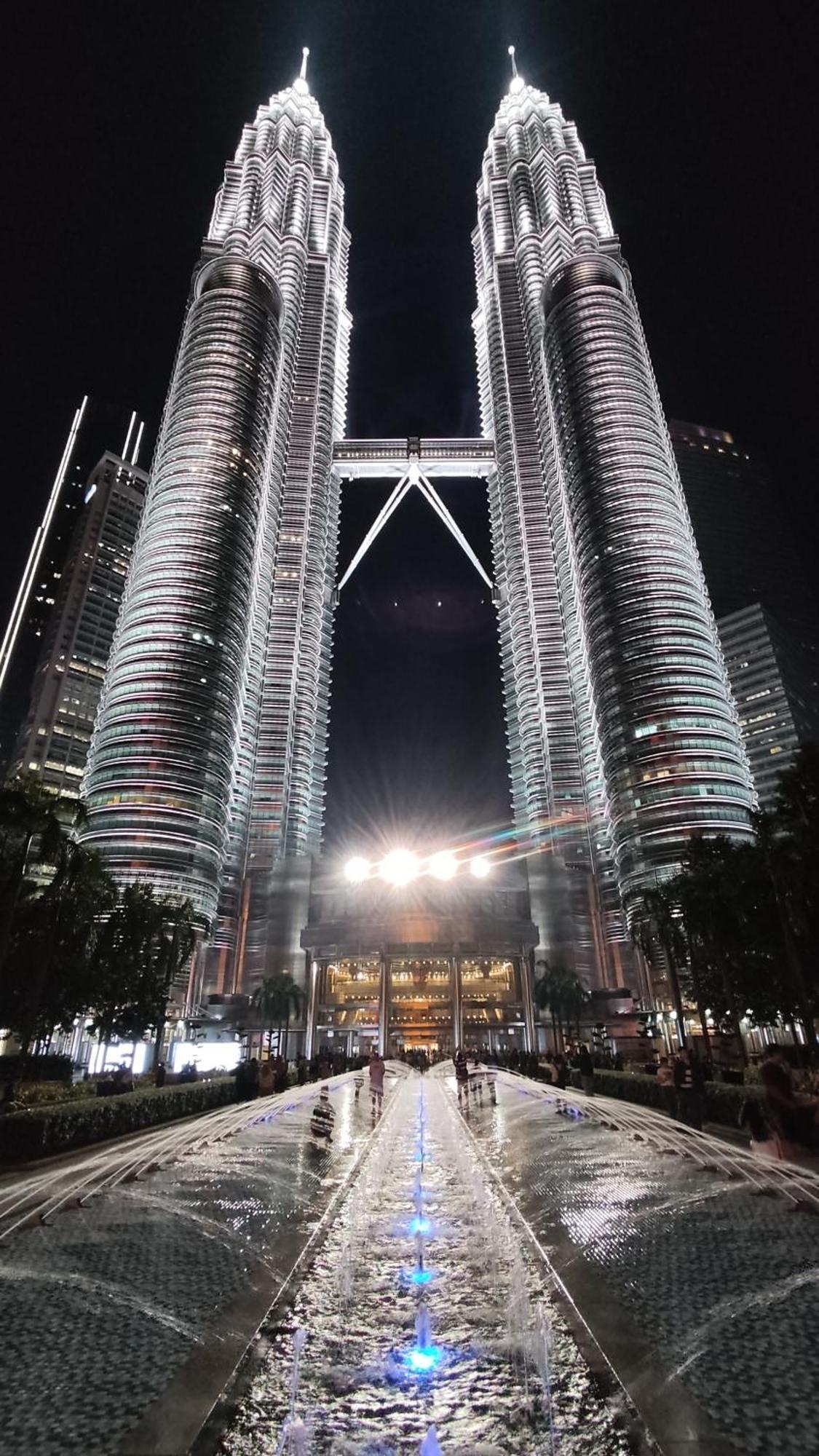 Regalia Bestfriend Hostel Kuala Lumpur Exterior photo