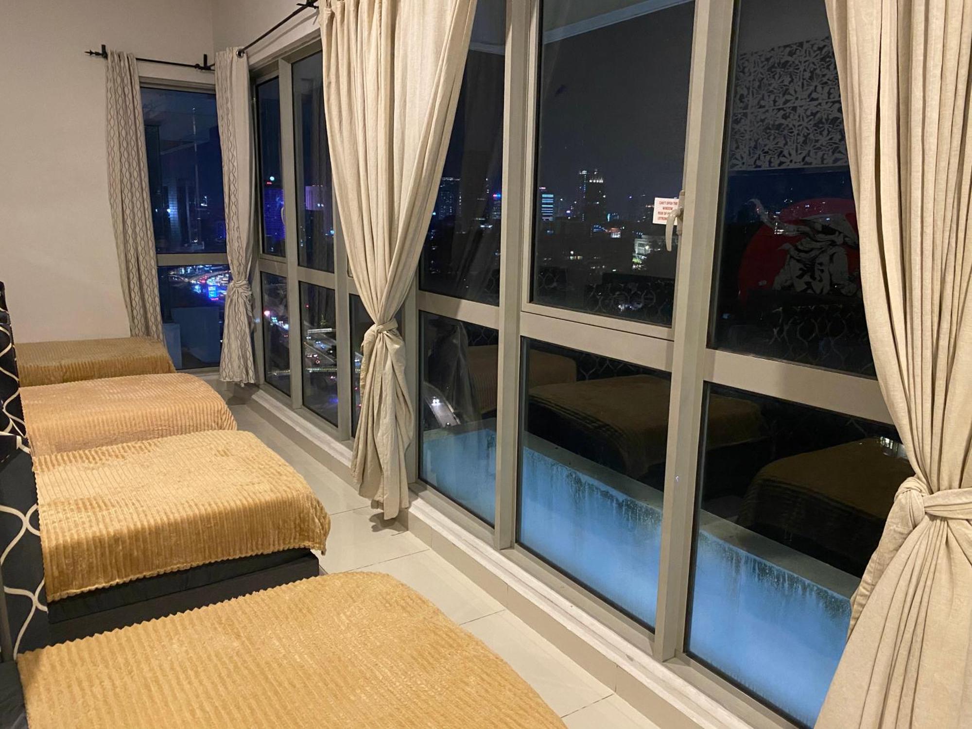 Regalia Bestfriend Hostel Kuala Lumpur Exterior photo