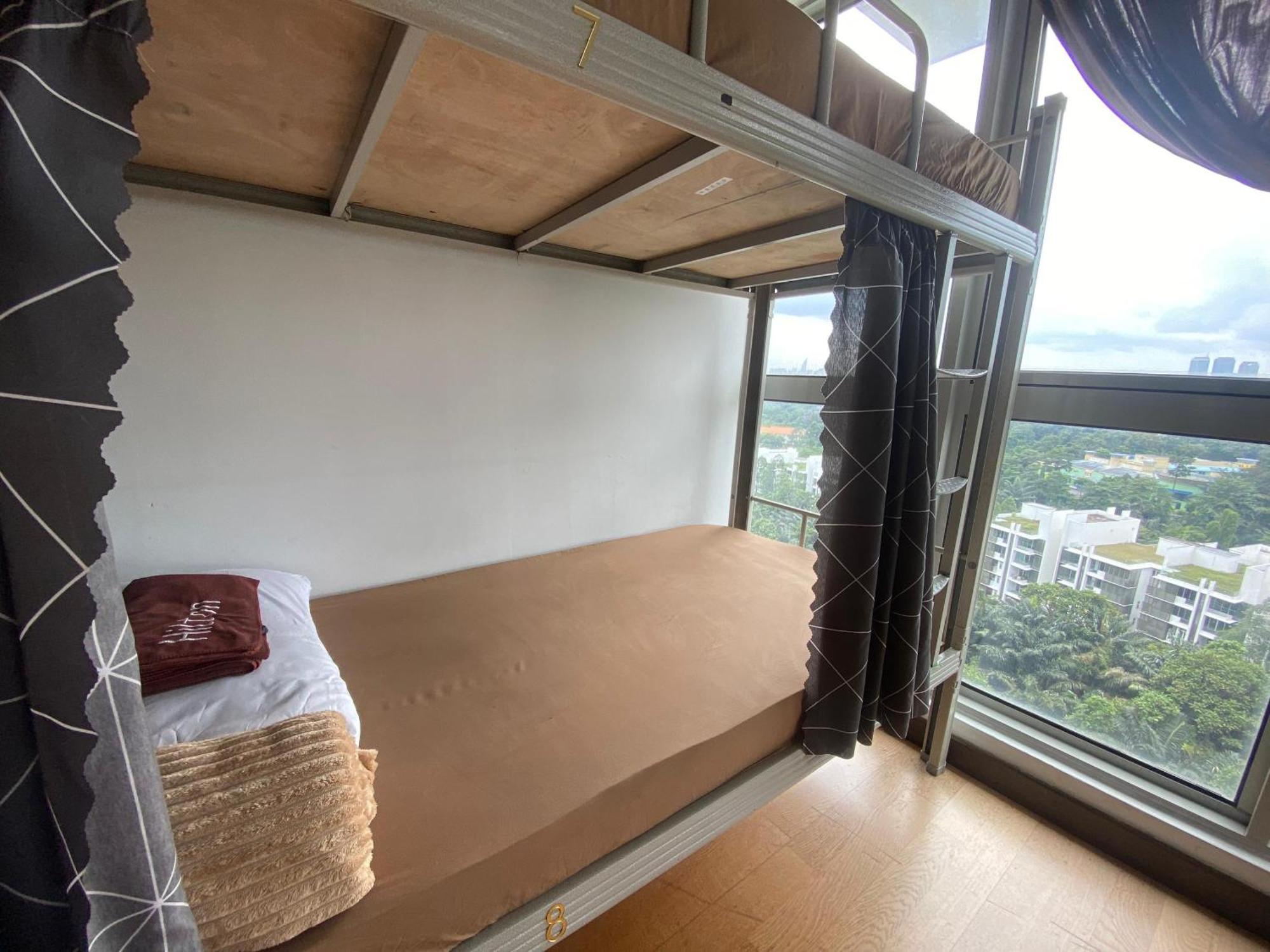 Regalia Bestfriend Hostel Kuala Lumpur Exterior photo